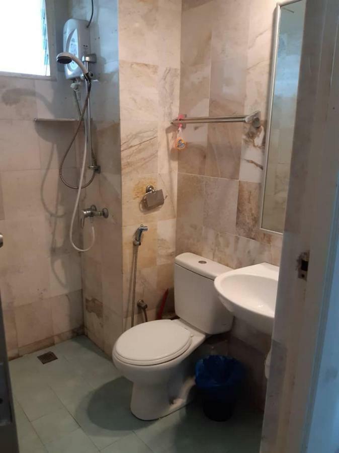 Century Suria Service Apartment - Private Residential 1 ランカウイ島 エクステリア 写真
