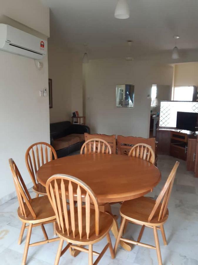 Century Suria Service Apartment - Private Residential 1 ランカウイ島 エクステリア 写真